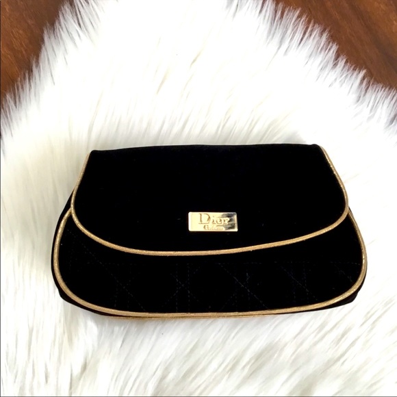 NWOT Dior make up bag! Comes with a Christian Dior gift box medium size new! - Picture 1 of 6